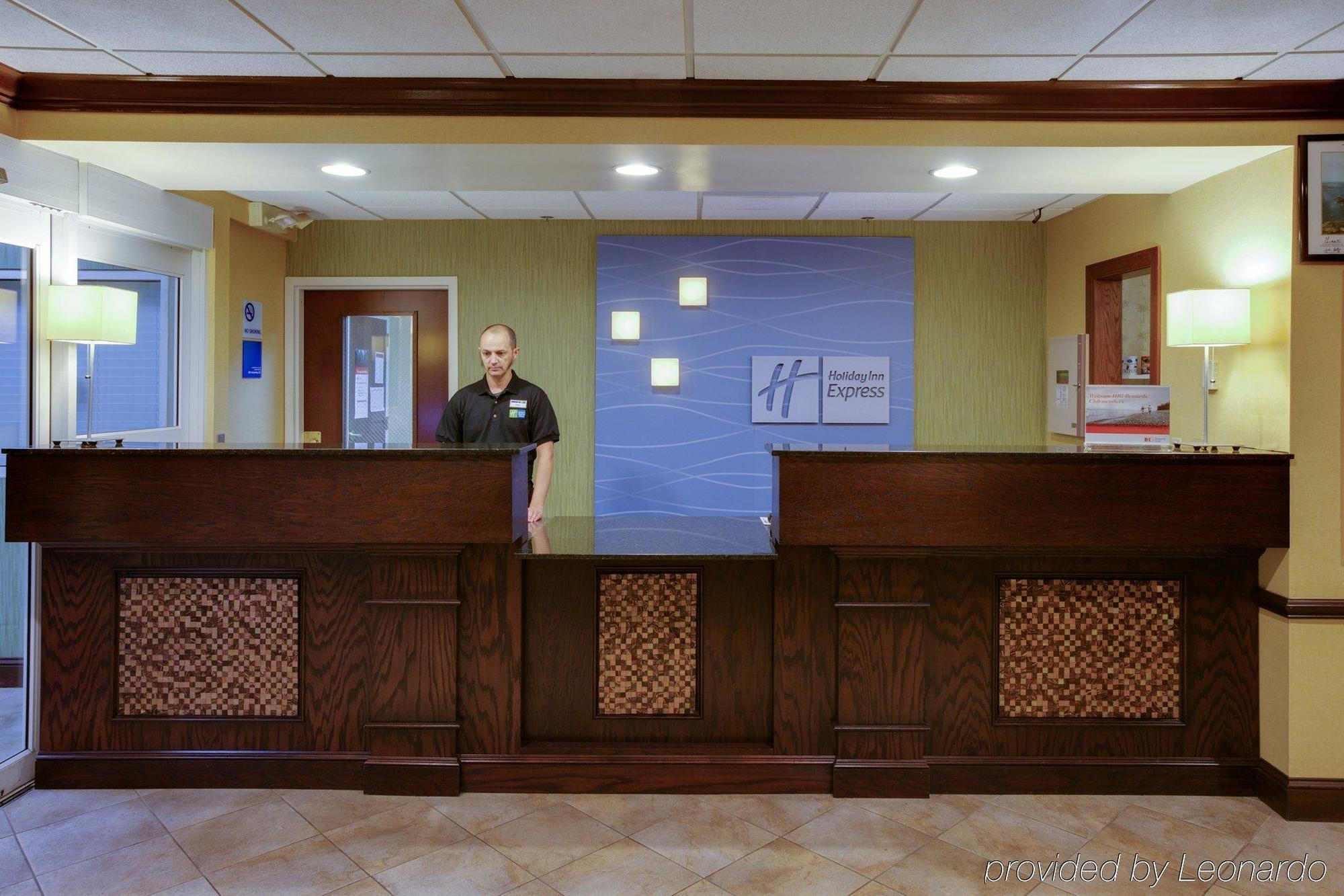Holiday Inn Express Hotel & Suites Charleston-Ashley Phosphate By Ihg North Charleston Exterior foto